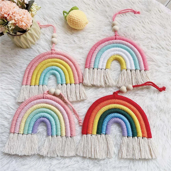 JoyfulRainbows | Handgefertigte Regenbogen Quasten
